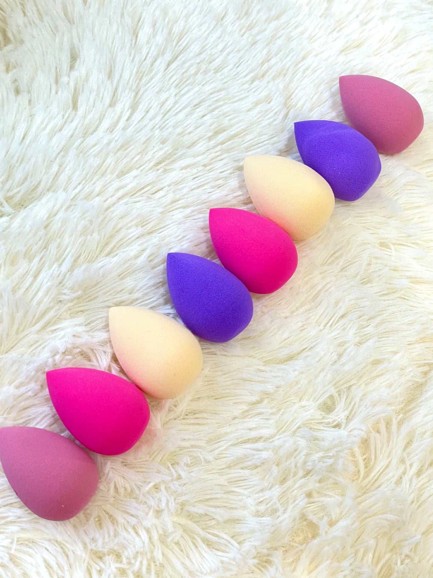 Mini beauty blender